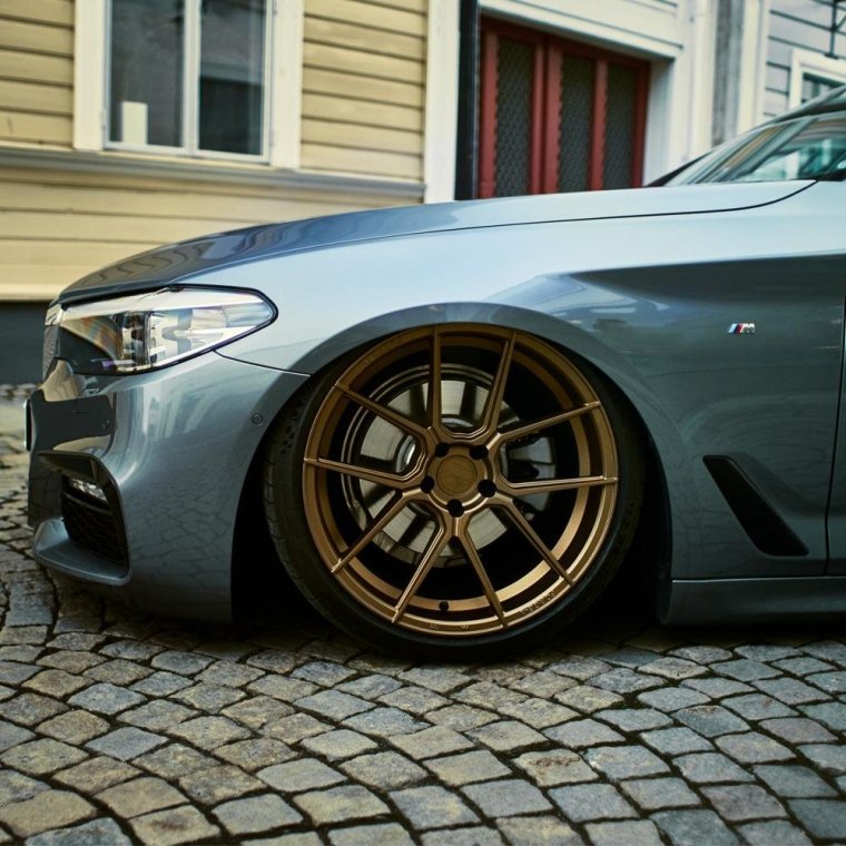 Audi with r19 Porsche Wheels