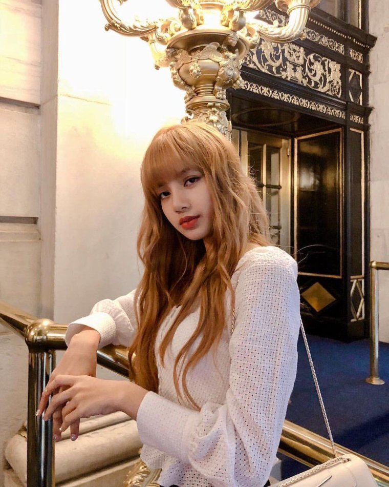 Lisa BLACKPINK