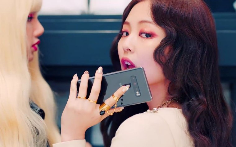 Дженни Kill this Love