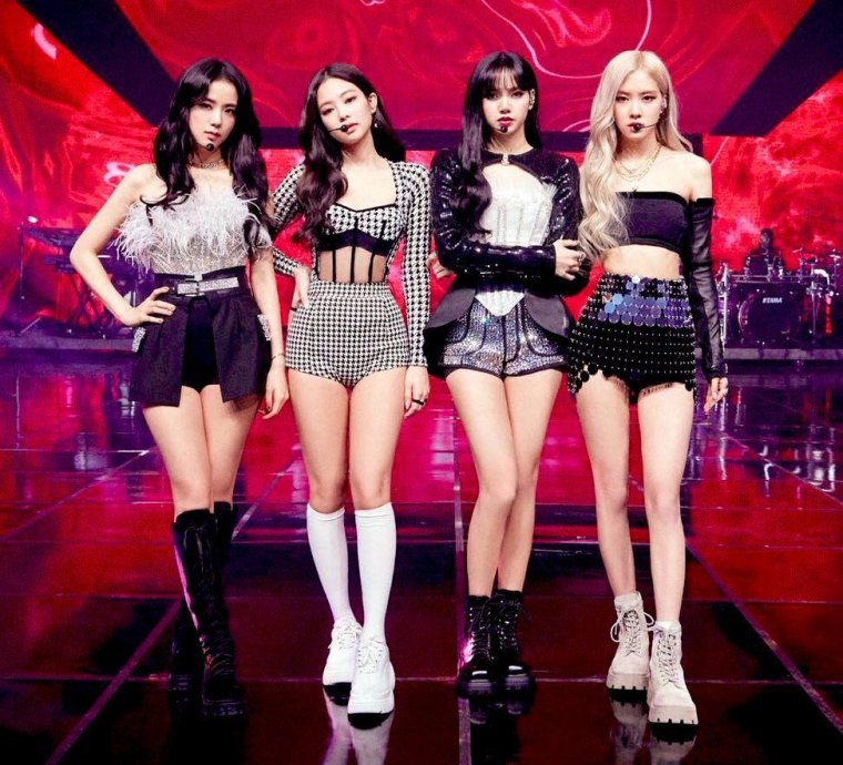 Розе Блэк Пинк 2020