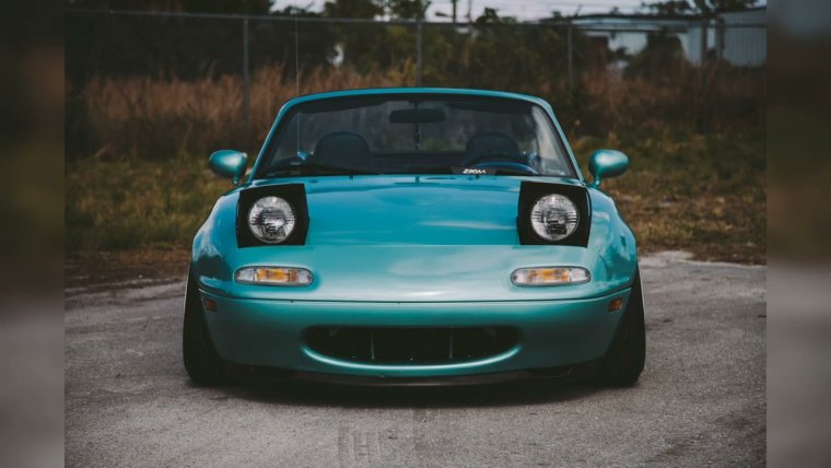 Мазда MX 5 Miata милая