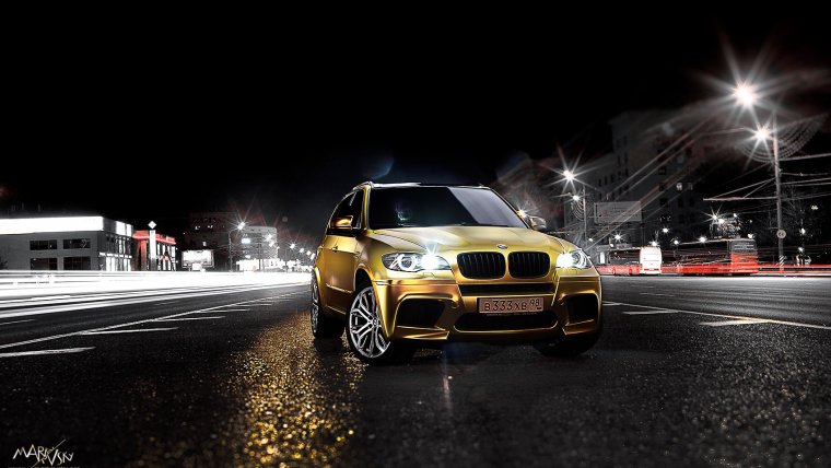 BMW x5m золотой