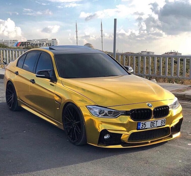 BMW f30 Золотая