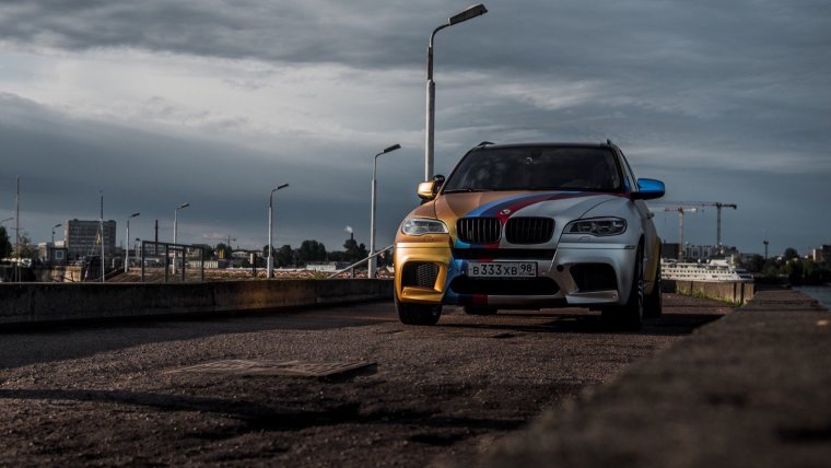 BMW x5m Gold Edition Давидыча