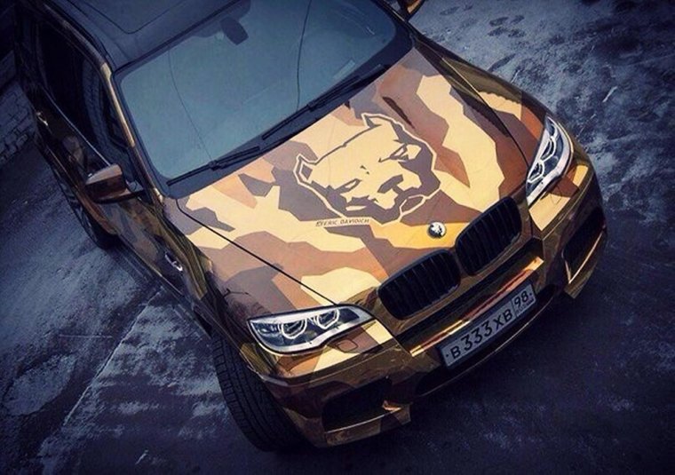 БМВ х5м Давидыча в камуфляже