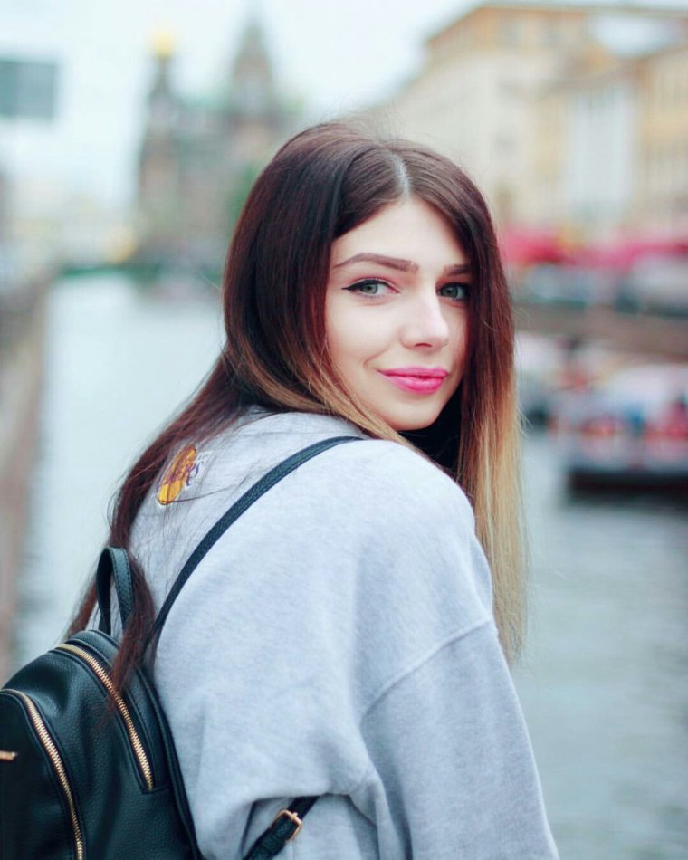 Вика Блисс 2021