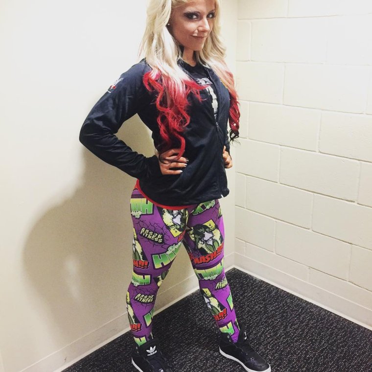 Эмили Браунинг спящая красавица 2011