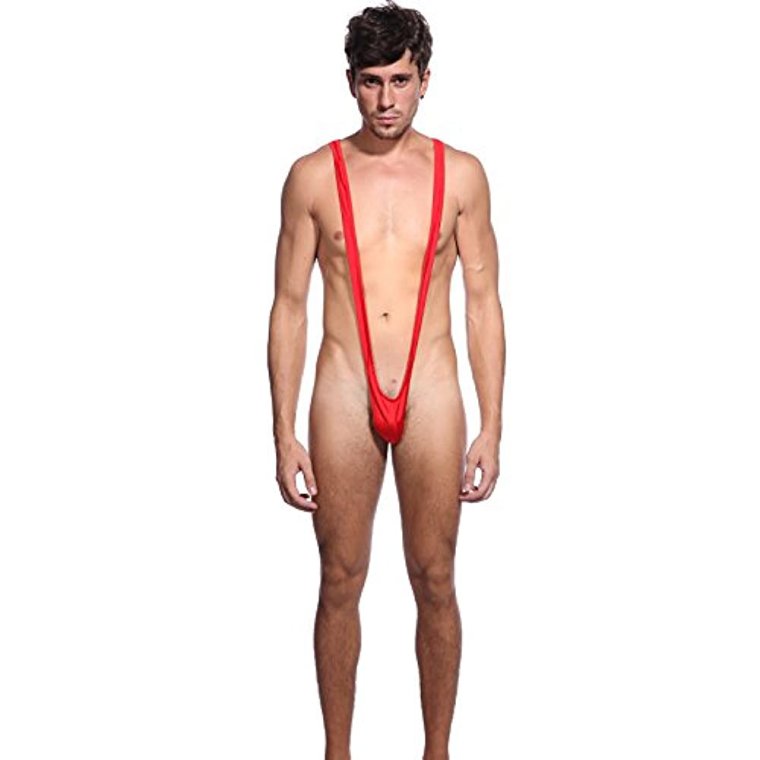 Борат Сагдиев в купальнике