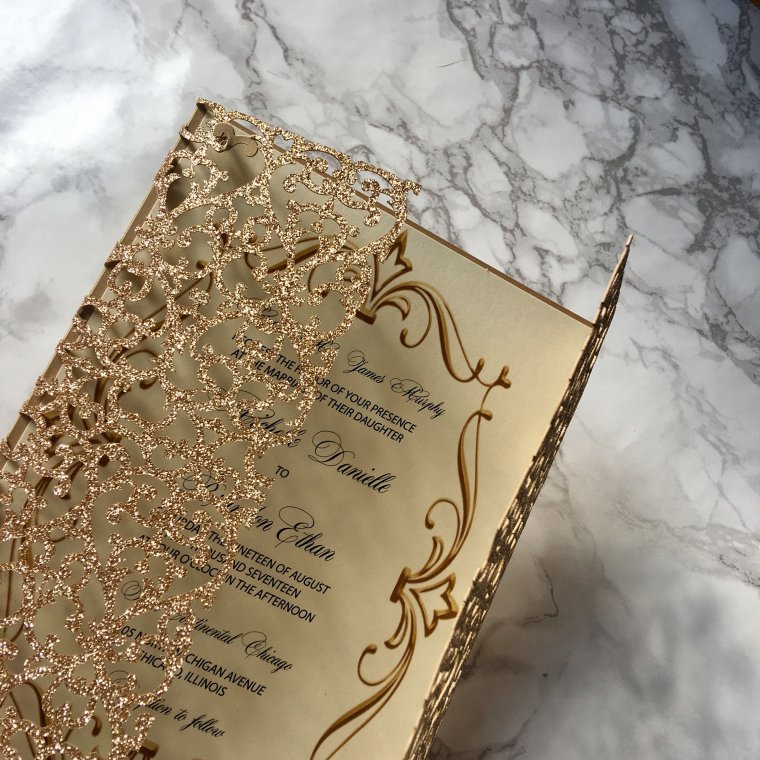 Приглашение на свадьбу с золотом