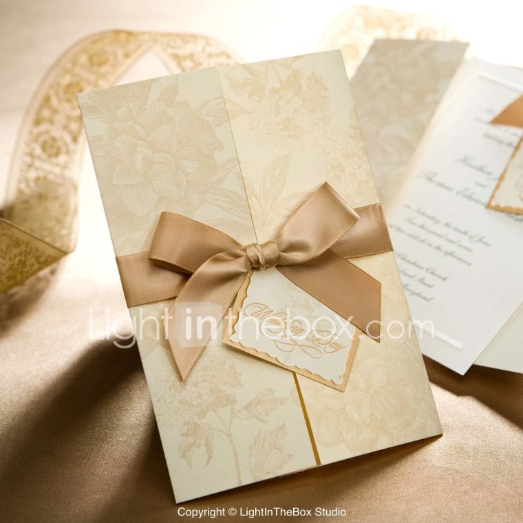 Пригласительные на свадьбу золото