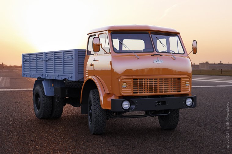 МАЗ 520 легендарные Грузовики