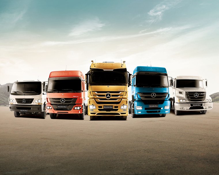 Много машин грузовых