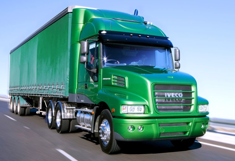 Грузовики Ивеко Модельный ряд