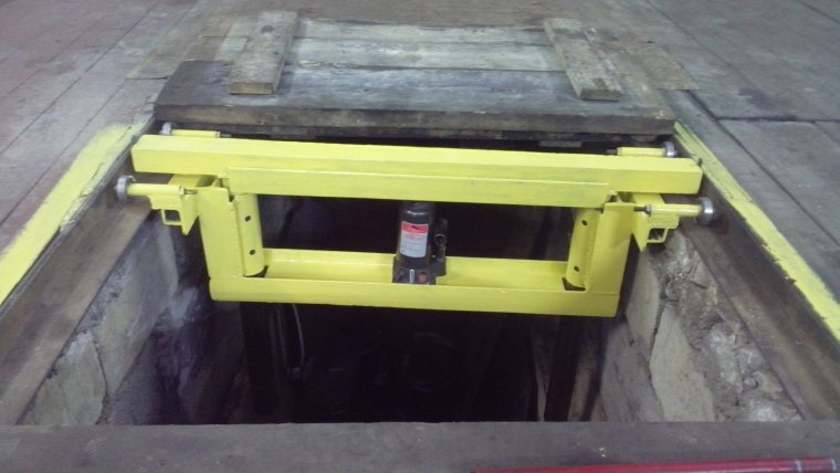 Подъемник для ямы для КАВЗ 4235