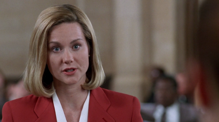 Актриса Лора Линни