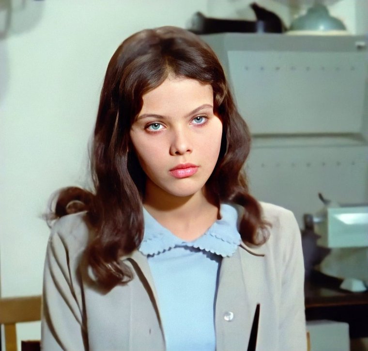 Новые чудовища фильм 1977 Орнелла Мути