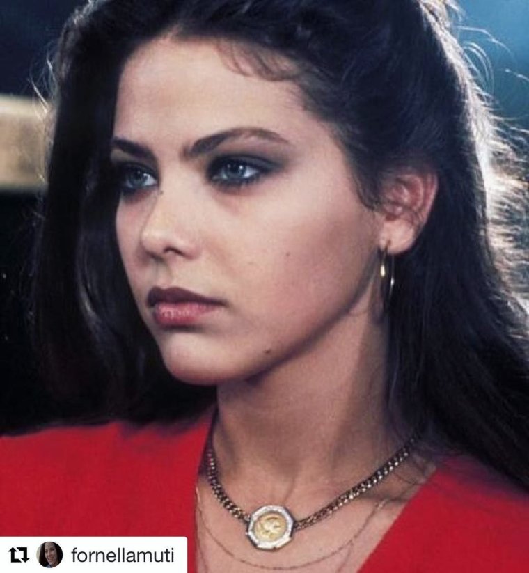 Орнелла Мути 1980