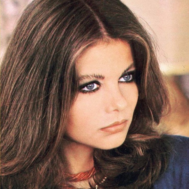 Орнелла Мути в моллдос