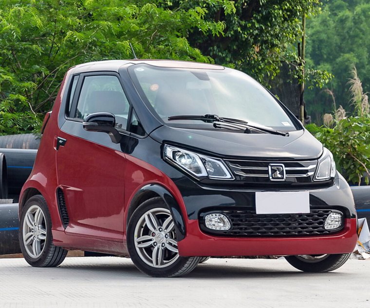 Китайский электромобиль Zotye e200
