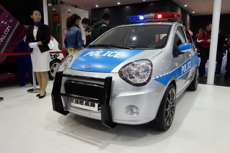 Панда автомобиль Geely