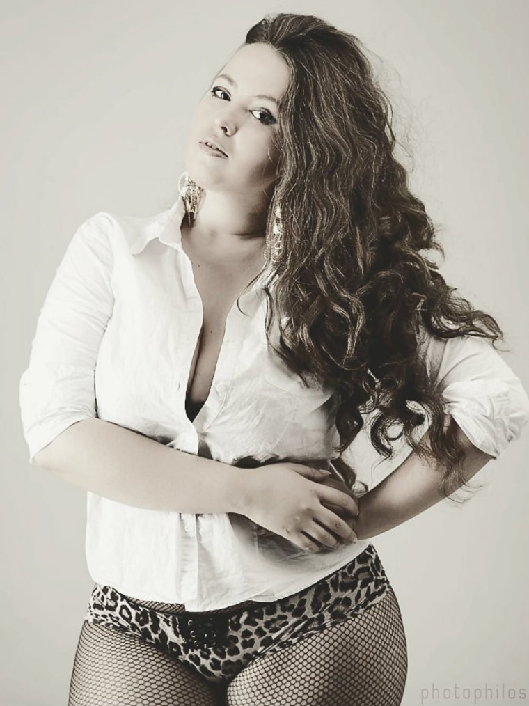 Модель плюс сайз Эшли Грэхем