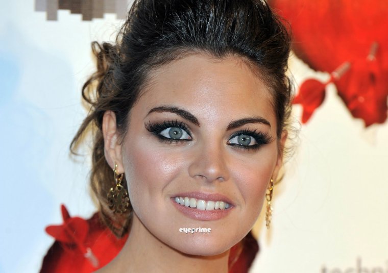 Амайя Саламанка и Марио Касас