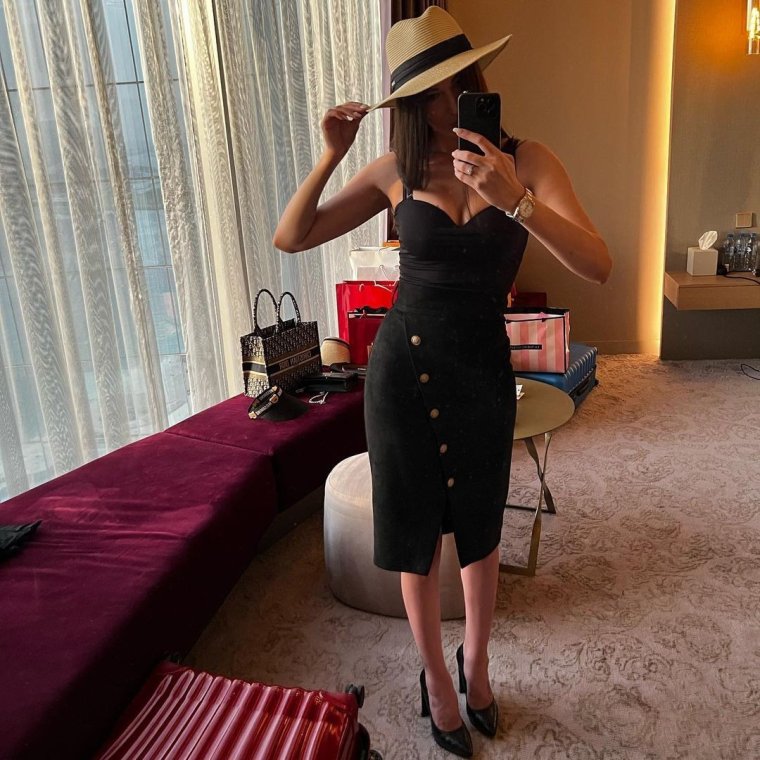 Жена Эрика Давидовича Моника