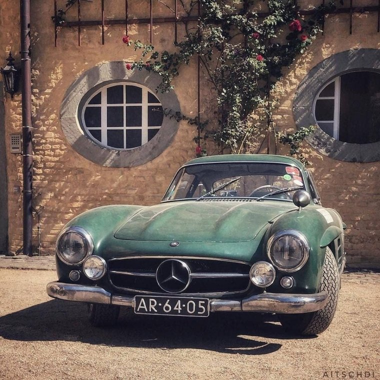 Mercedes SL Retro