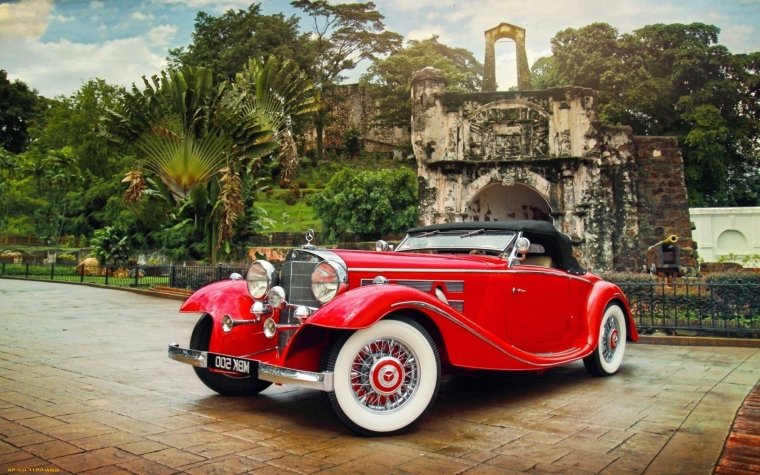 1937 Packard Twelve