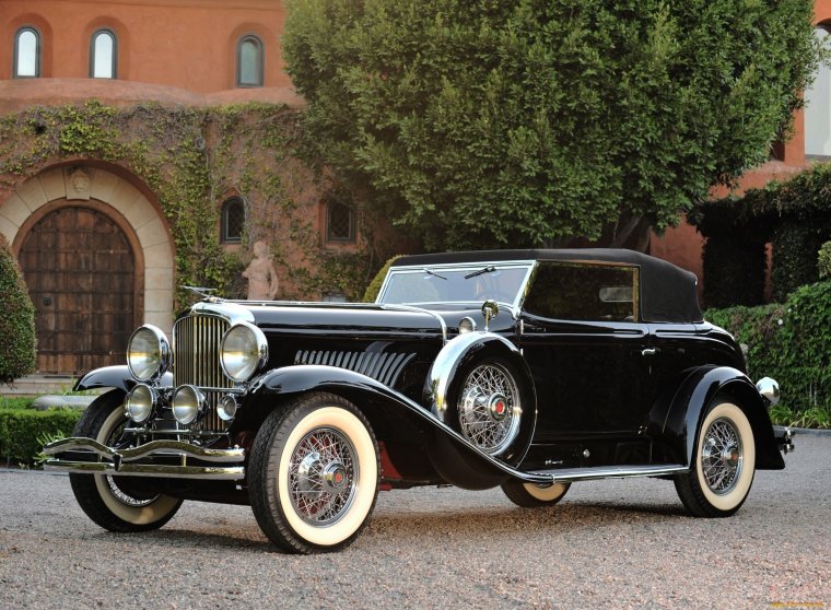 Duesenberg SJ Arlington Torpedo sedan 1933