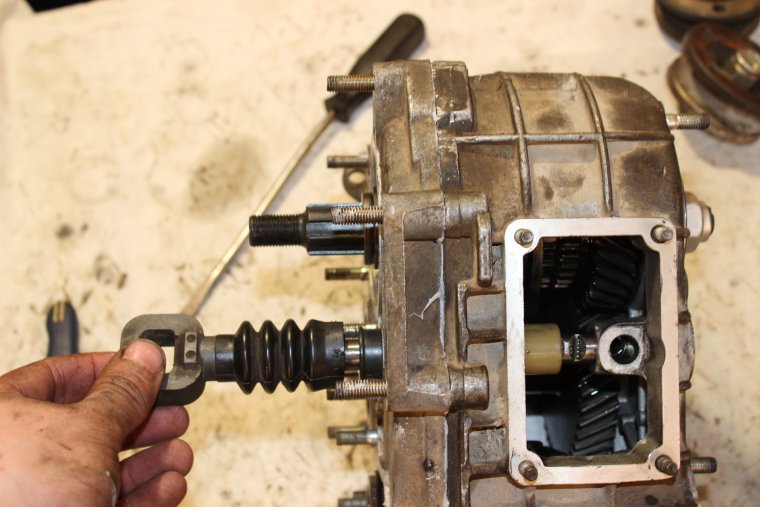 Чертеж. Раздатки Нива 2121 чертеж