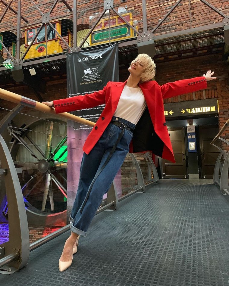 Полина Максимова дом 2