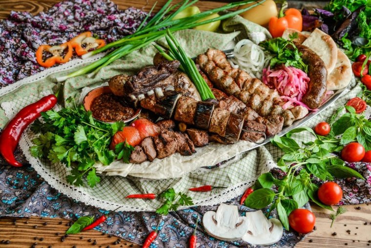 Кавказская кухня шашлык