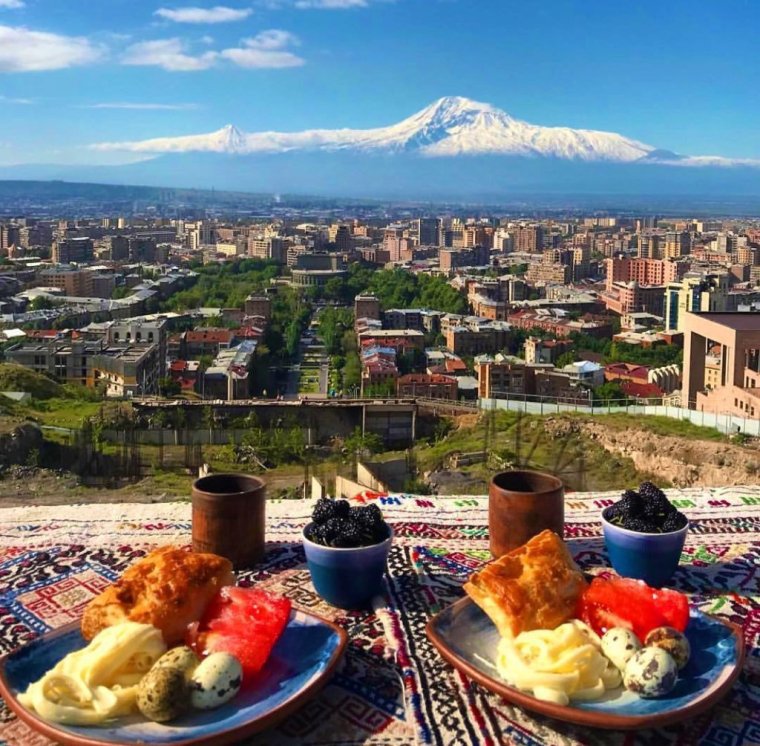 Ktoor, Армения, Ереван