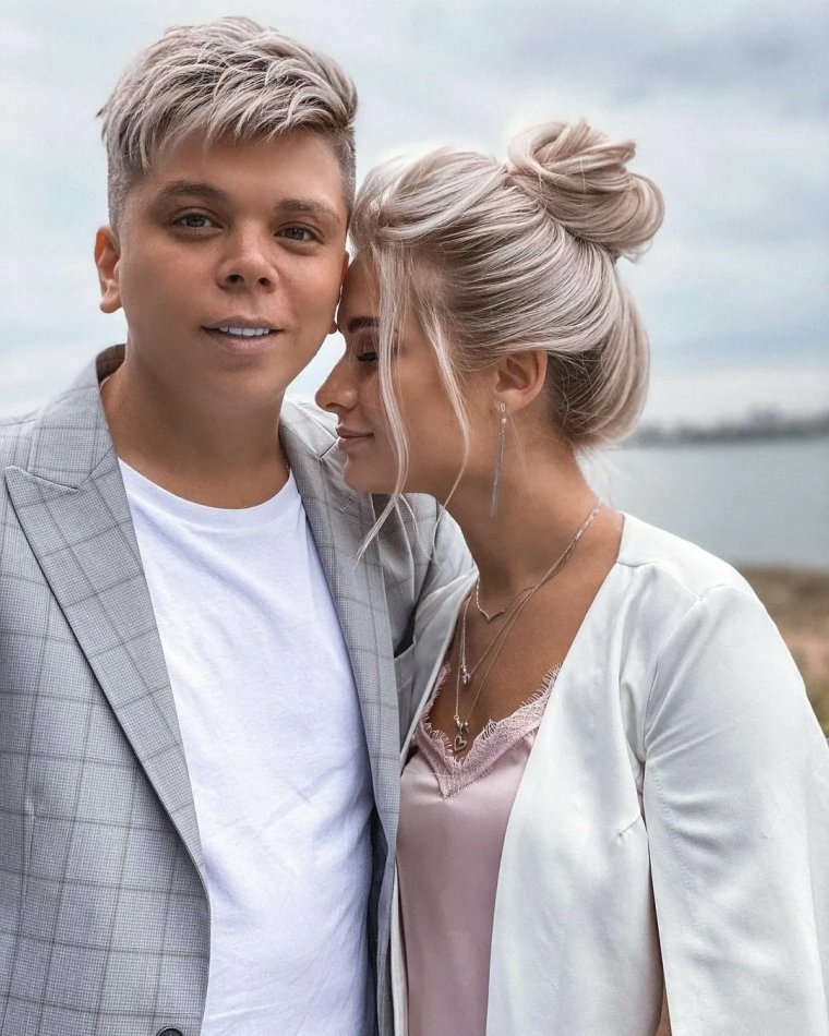 Элвин грей фото с женой