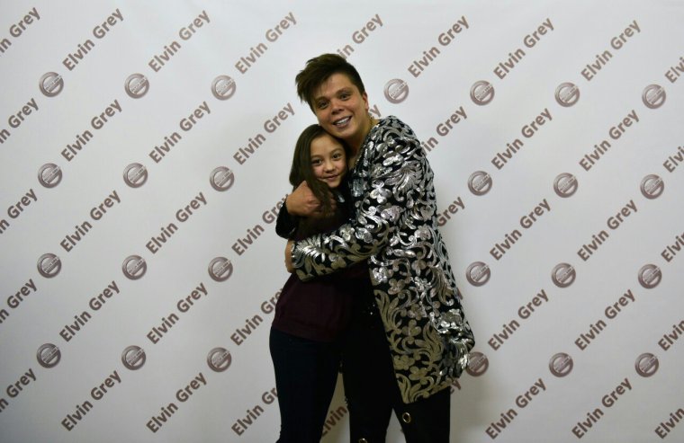 Элвин грей сейчас в больнице