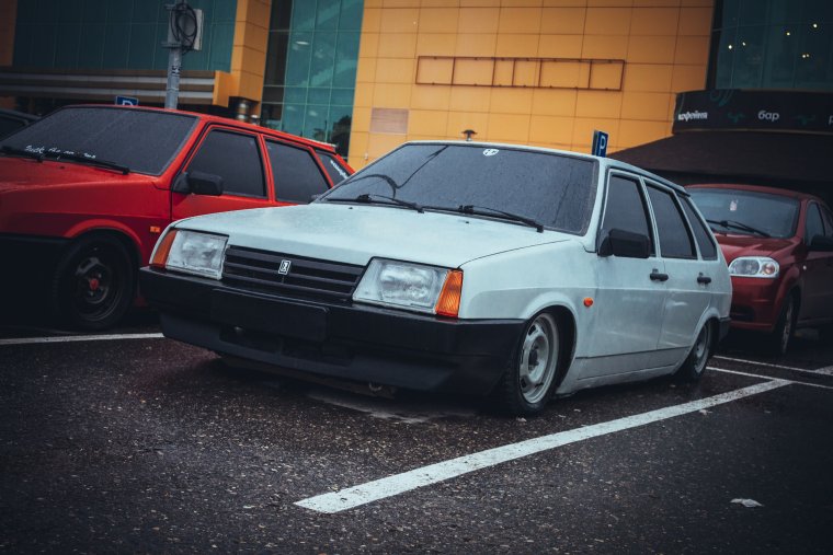 ВАЗ 2109 посаженная