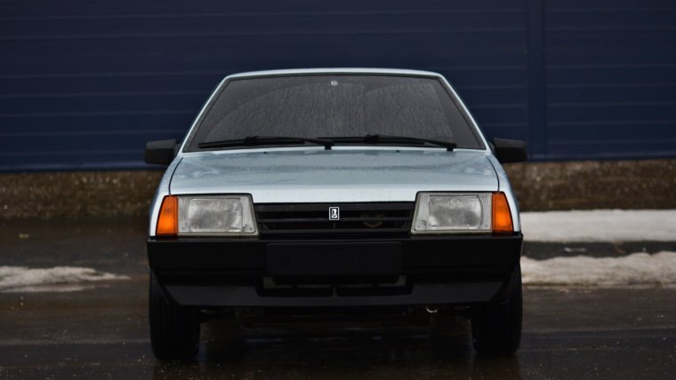 ВАЗ 2109 ночью