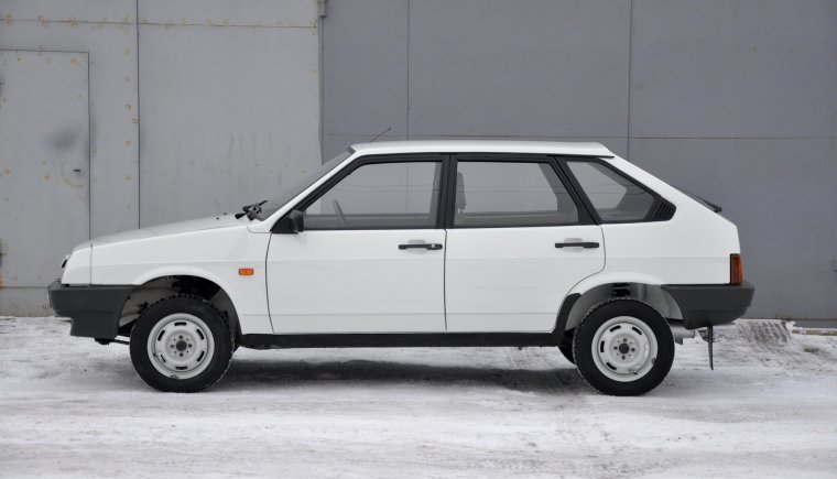 Машина девятка крутая