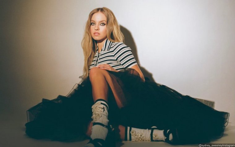 Сидни Суини