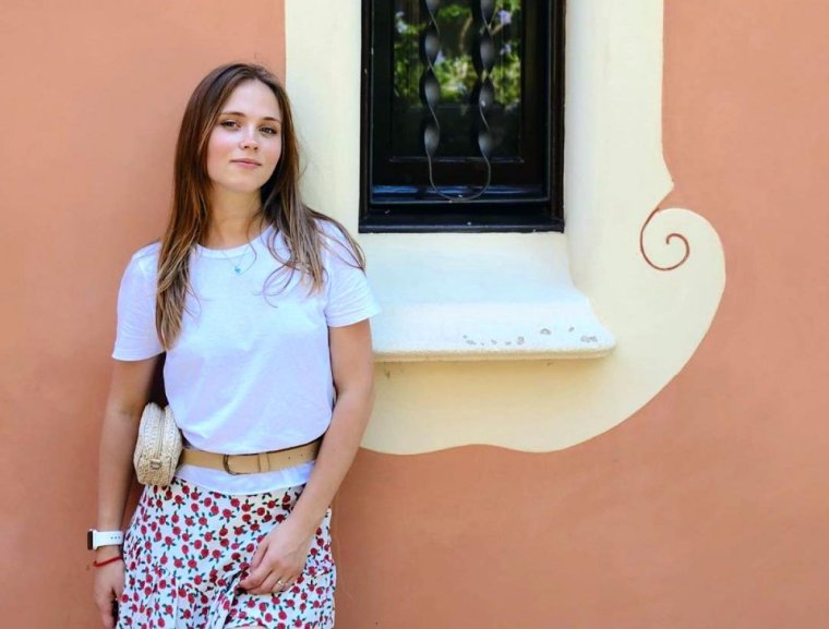 Людмила Артемьева в купальнике