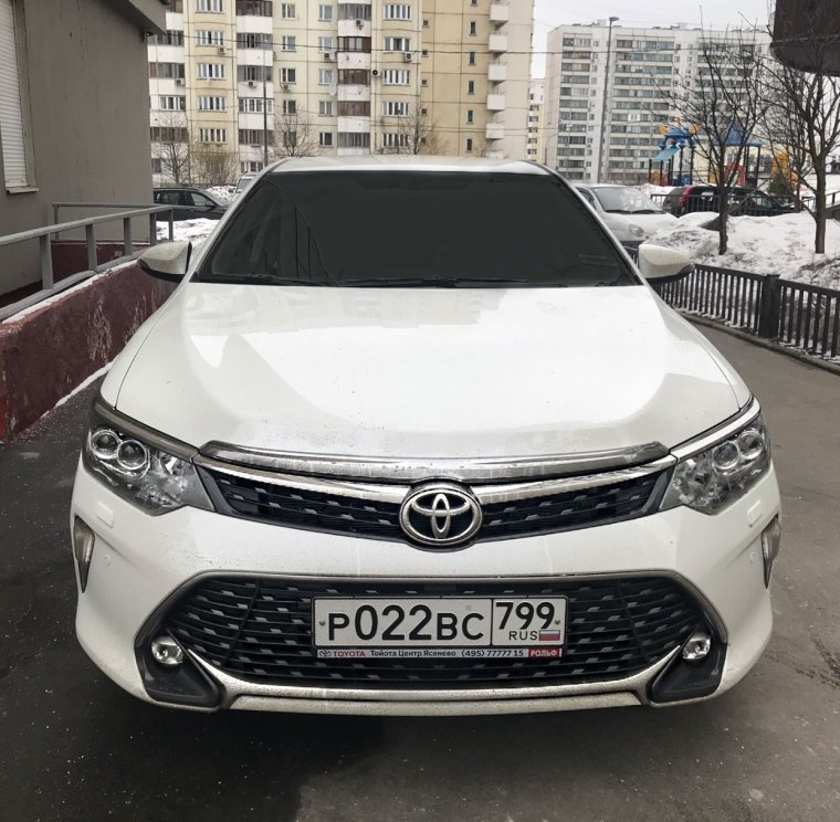 Тойота Камри для инстаграмма