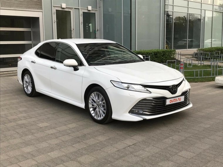 Камри 3.5 белая