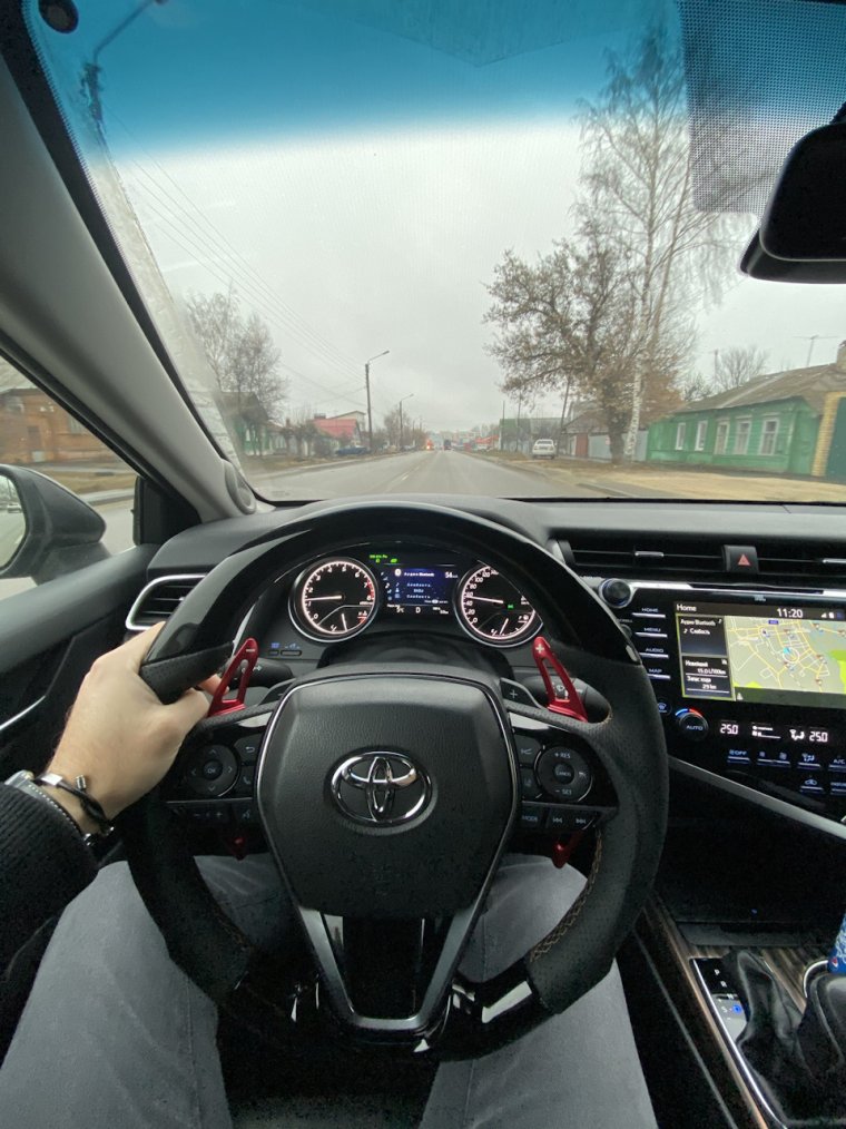 Toyota Camry v50 черная тонированная