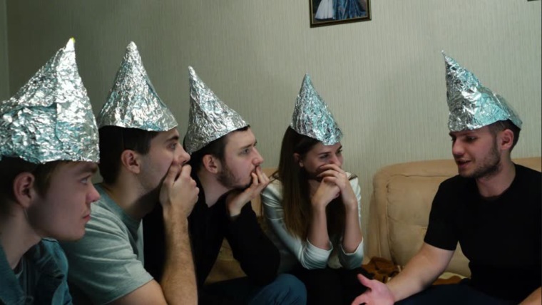 Шапочка из фольги