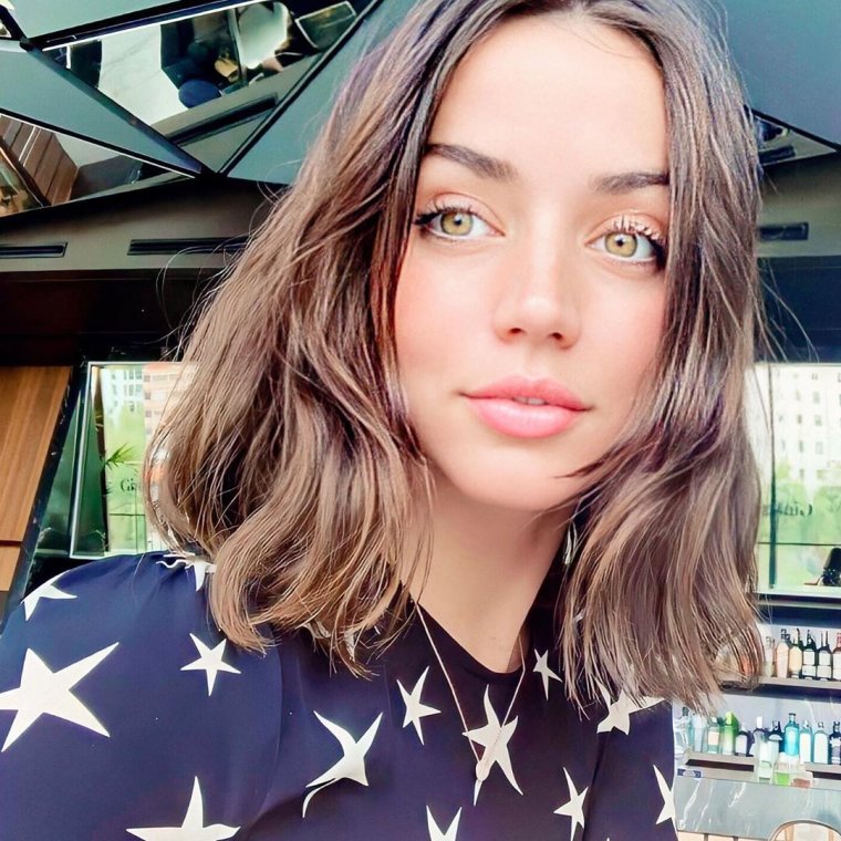 Ана де Армас 2019