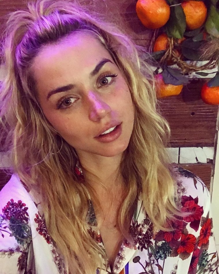 Де Армас Инстаграм