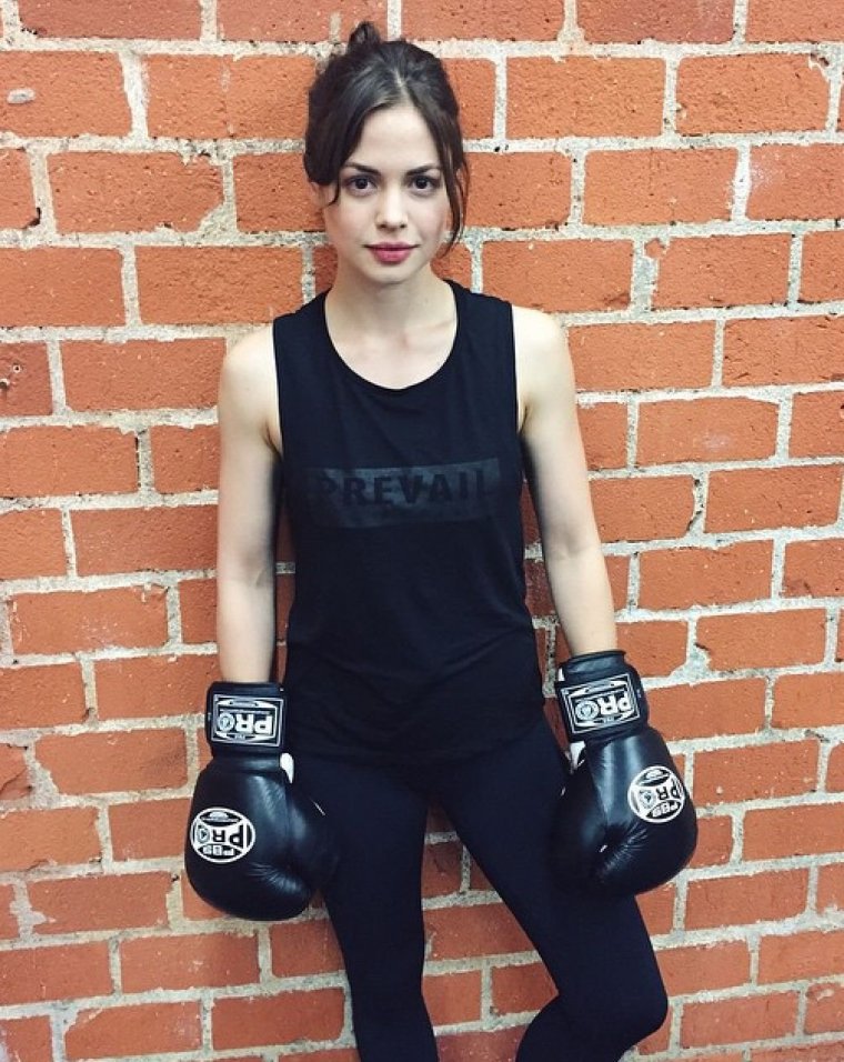 Конор Лесли обои