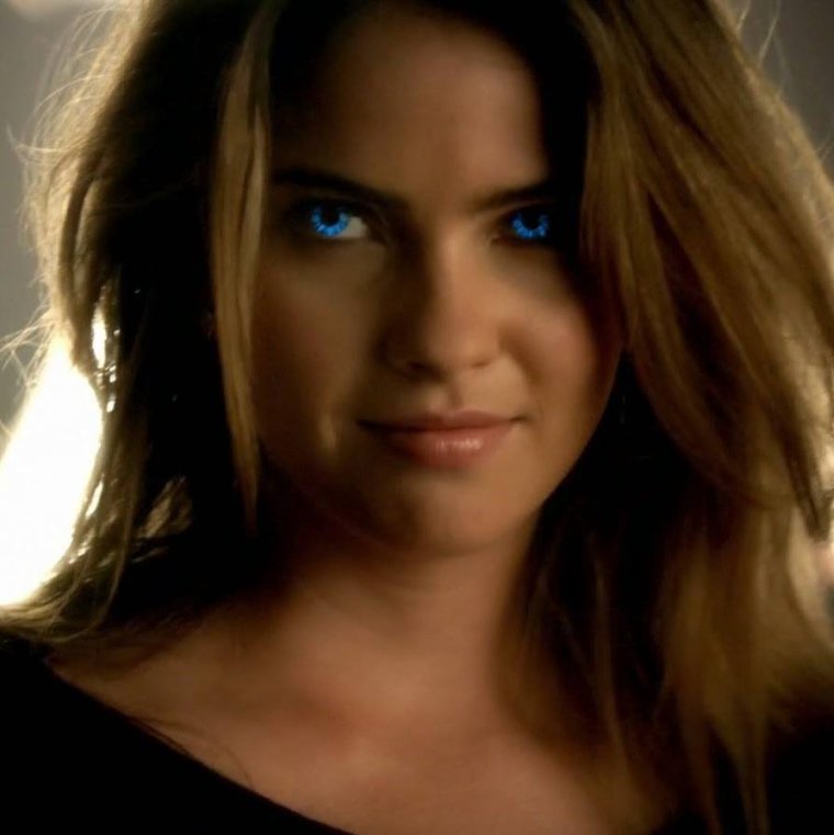 Малия Берналь