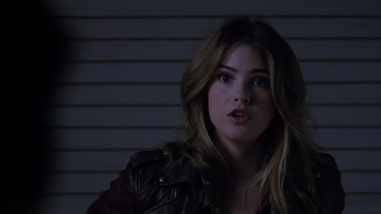 Шелли Хенниг горячие Волчонок